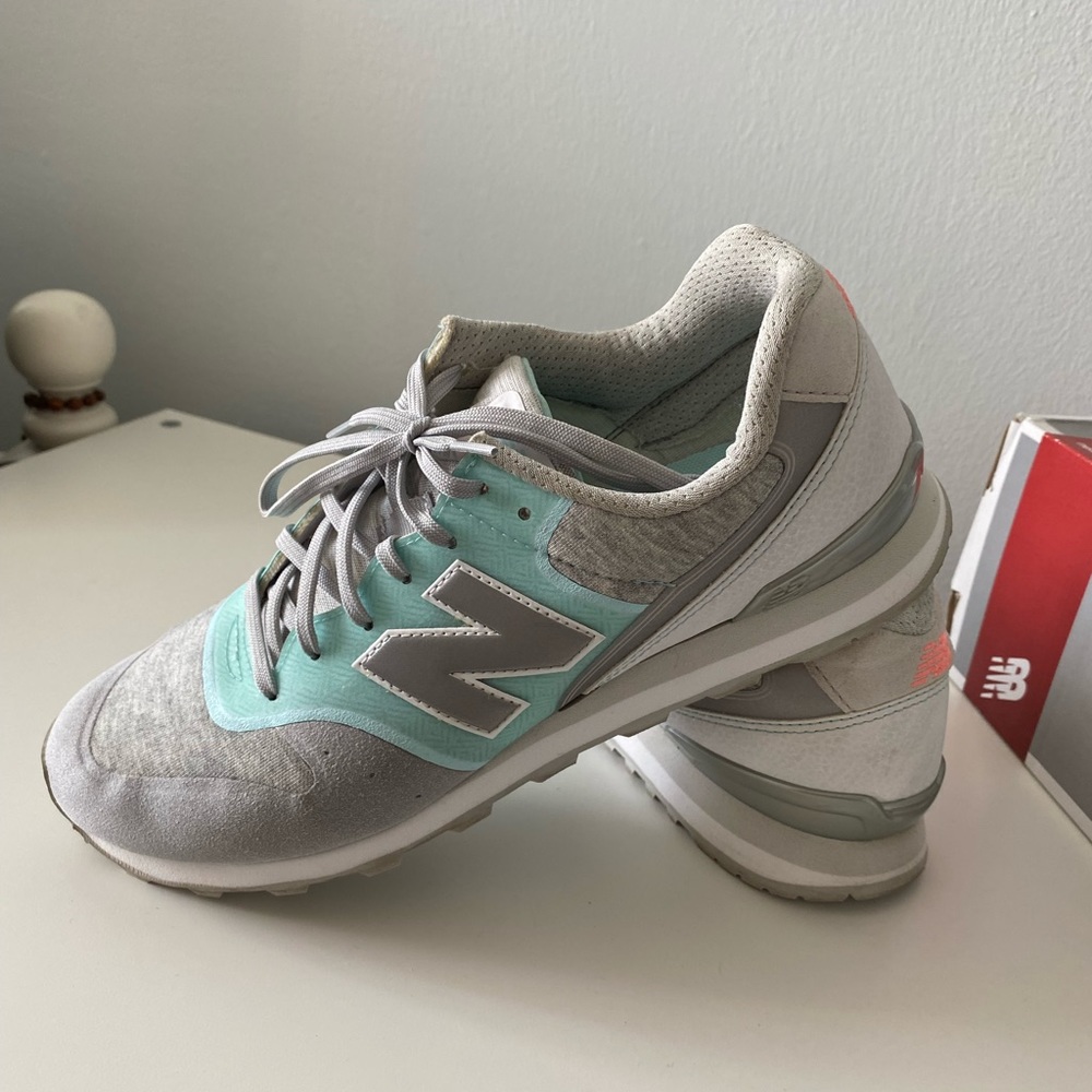 New balance 696 Size 9 - Picture 5 of 7